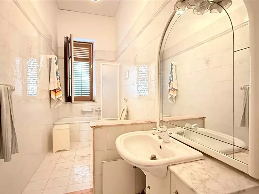 Immagine 7 di Appartamento in vendita  in VIA cristoforo colombo 45 a Villabate