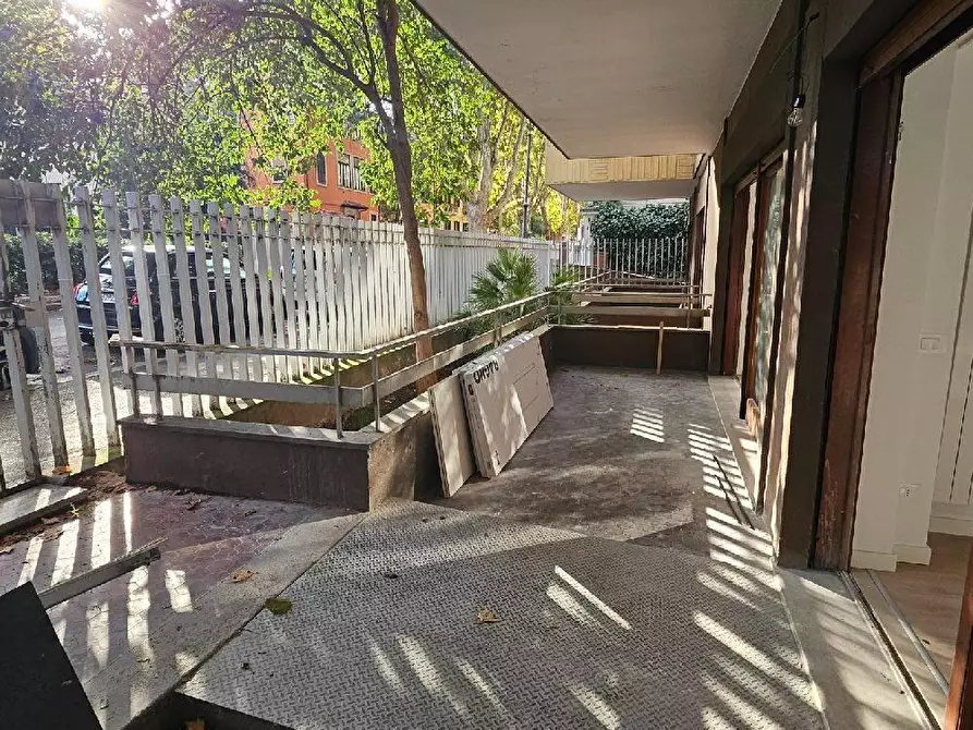 Immagine 10 di Appartamento in vendita  in VIA aquileia 3 a Roma