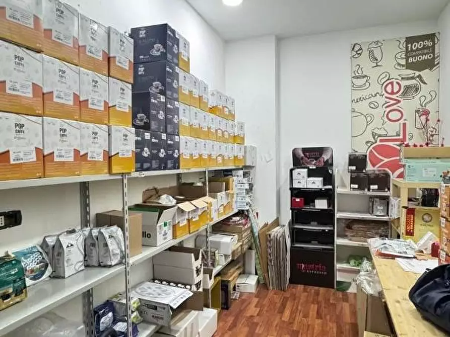 Immagine 6 di Attività commerciale in vendita  a Lamezia Terme