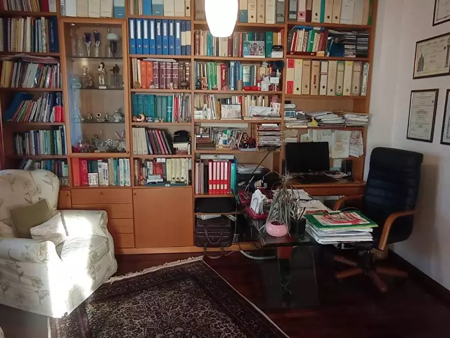 Immagine 16 di Appartamento in vendita  in VIA pietro  foscari a Roma