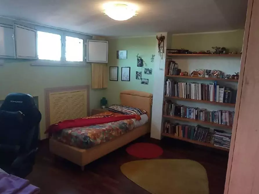 Immagine 2 di Appartamento in vendita  in VIA pietro  foscari a Roma