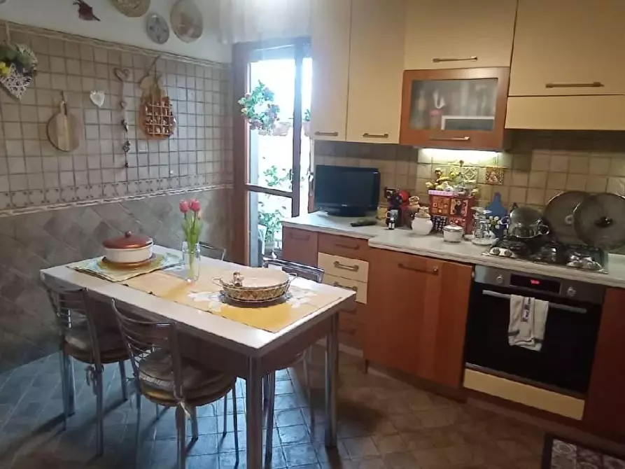 Immagine 9 di Appartamento in vendita  in VIA pietro  foscari a Roma