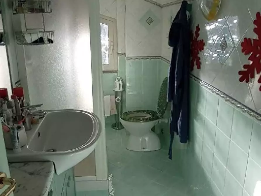 Immagine 10 di Appartamento in vendita  in VIA pietro  foscari a Roma