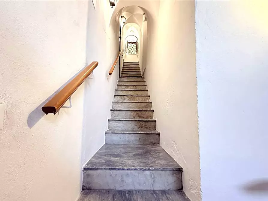 Immagine 5 di Appartamento in vendita  in VIA zuppetta 46 a Palermo