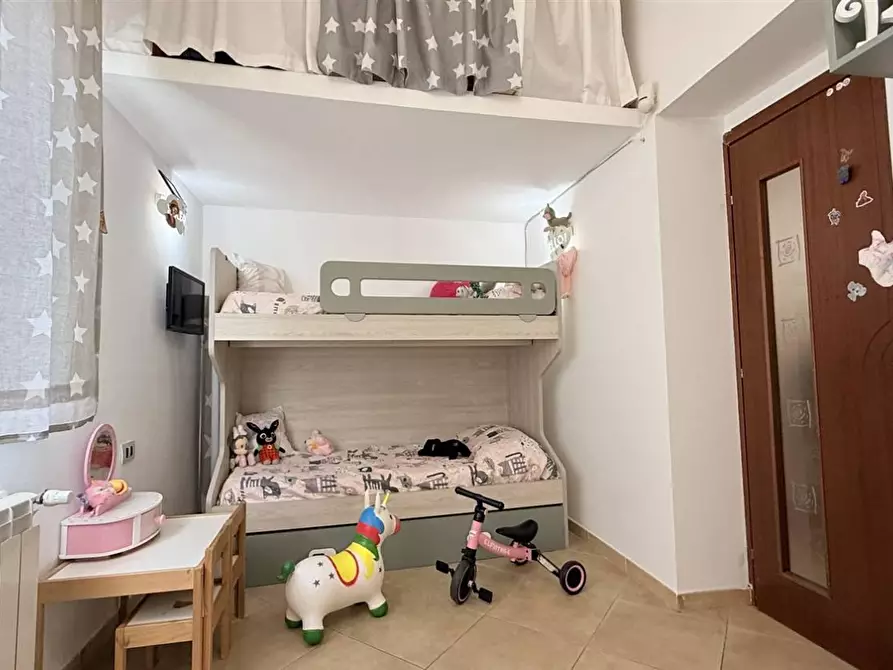 Immagine 9 di Appartamento in vendita  in VIA zuppetta 46 a Palermo