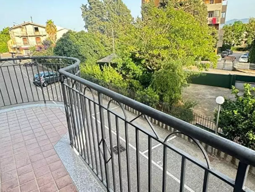 Immagine 10 di Appartamento in vendita  in VIA francesco cilea 2/A a Lamezia Terme