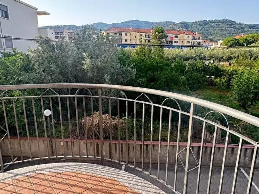 Immagine 8 di Appartamento in vendita  in VIA francesco cilea 2/A a Lamezia Terme