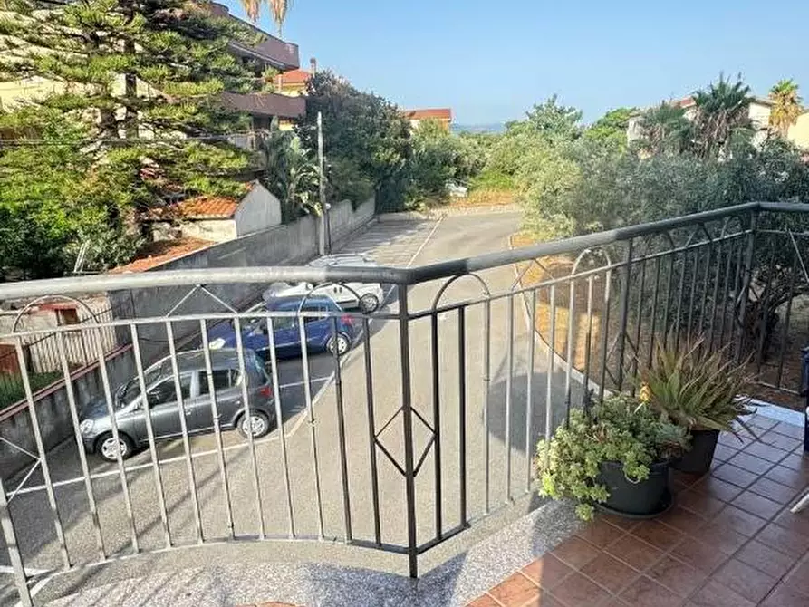 Immagine 9 di Appartamento in vendita  in VIA francesco cilea 2/A a Lamezia Terme