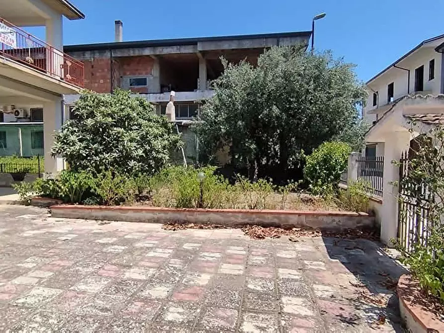 Immagine 3 di Villa in vendita  in VIA dei tigli a Francavilla Marittima