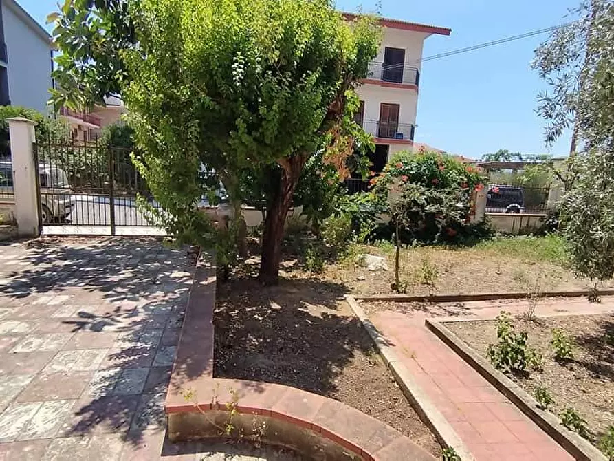 Immagine 7 di Villa in vendita  in VIA dei tigli a Francavilla Marittima