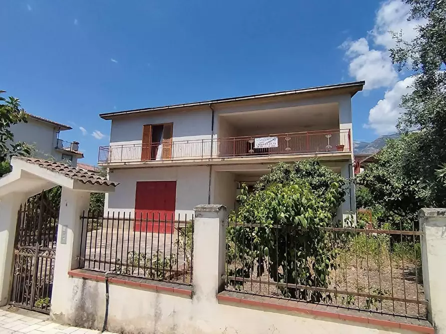 Immagine 1 di Villa in vendita  in VIA dei tigli a Francavilla Marittima