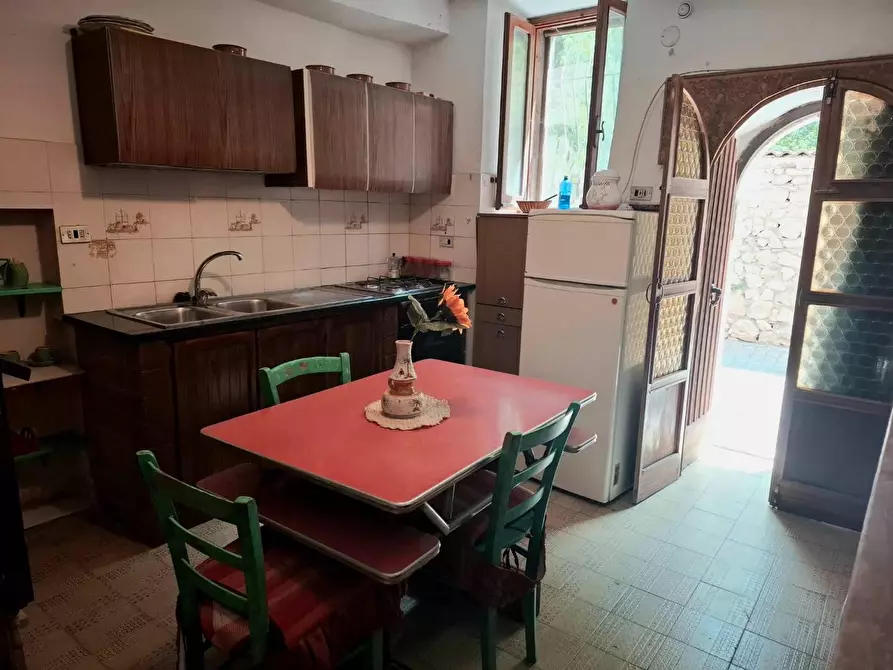 Immagine 11 di Terratetto in vendita  in VIA dei molini a Tagliacozzo