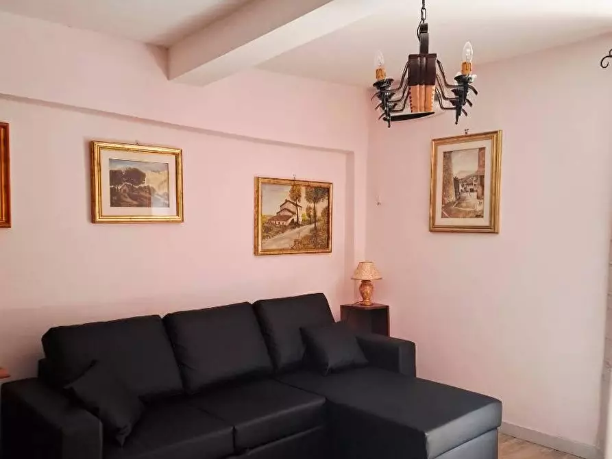 Immagine 1 di Terratetto in vendita  in VIA dei molini a Tagliacozzo