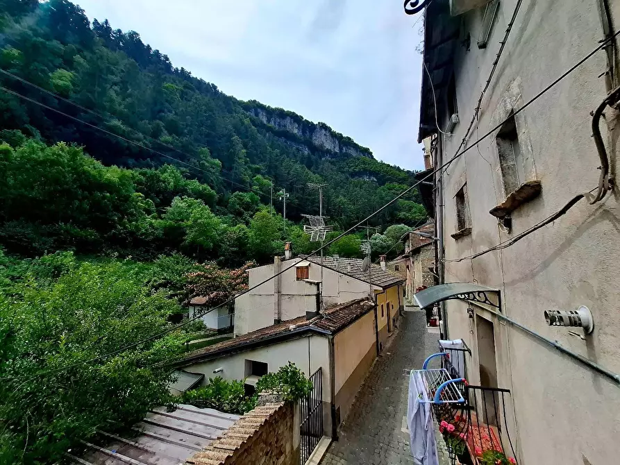 Immagine 7 di Terratetto in vendita  in VIA dei molini a Tagliacozzo