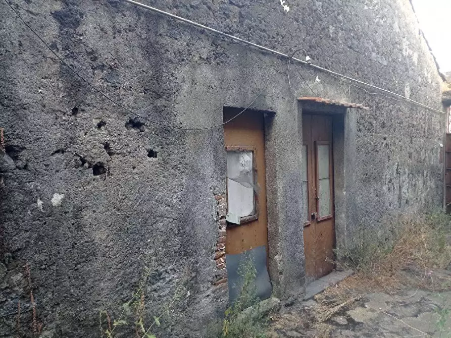 Immagine 2 di Casa indipendente in vendita  in VIA anselmi 34 a Nicolosi