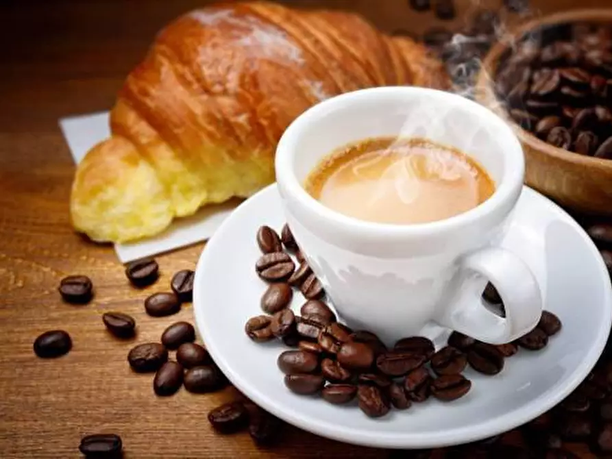 Immagine 2 di Attività commerciale in vendita  in VIA niccolo aretino a Arezzo