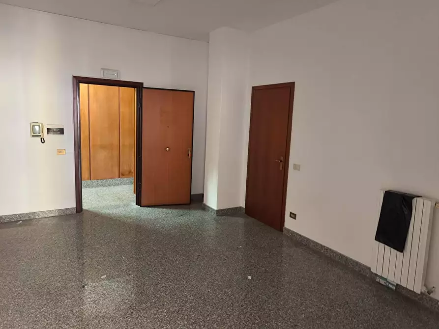 Immagine 1 di Ufficio in affitto  in VIA dei due principati a Avellino