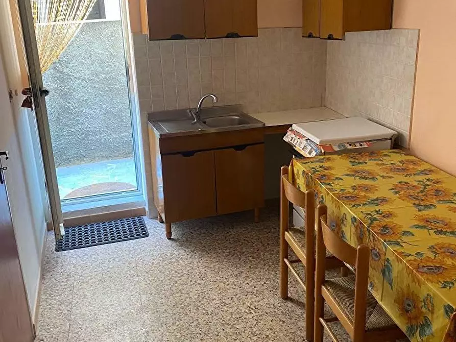 Immagine 8 di Appartamento in vendita  in VIA zara a Falerna