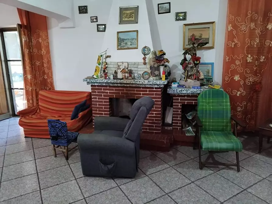 Immagine 5 di Casa indipendente in vendita  in CONTRADA da corsi a Cassano Allo Ionio