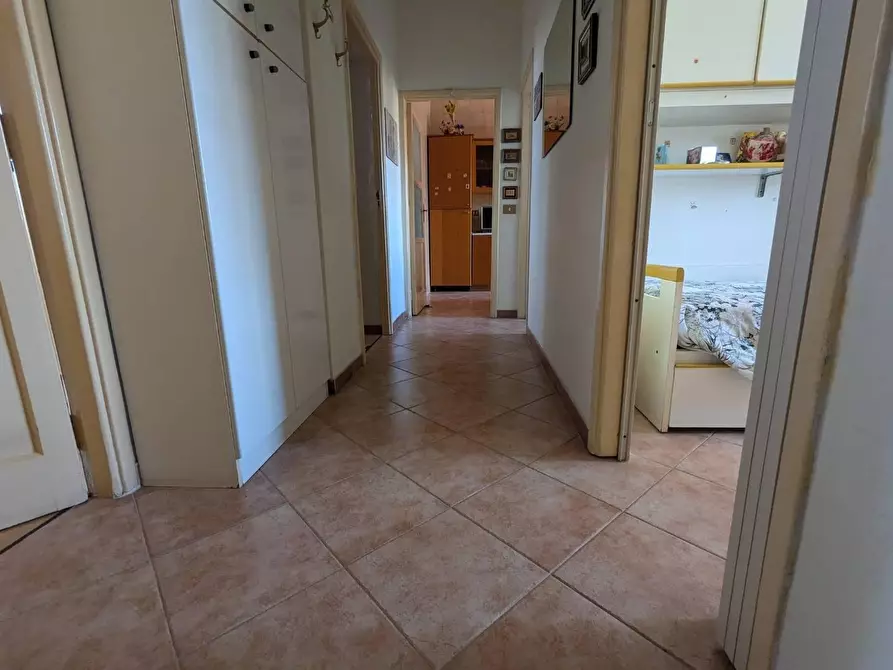 Immagine 3 di Appartamento in vendita  in VIA vittorio  veneto  sud a Torre Annunziata