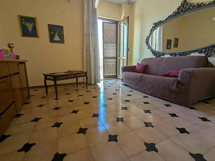 Immagine 5 di Appartamento in vendita  in VIA vittorio  veneto  sud a Torre Annunziata