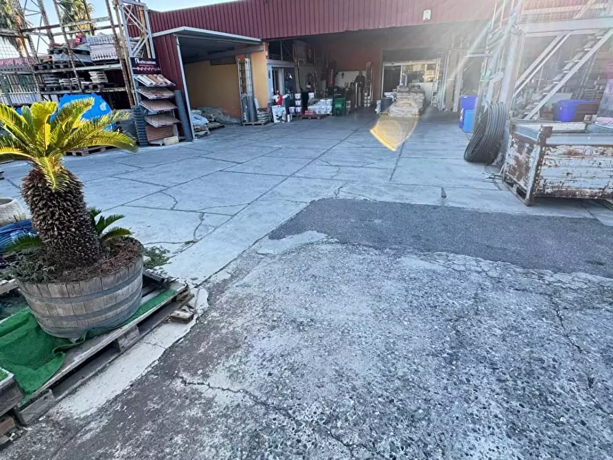 Immagine 7 di Locale commerciale in affitto  in VIA del progresso a Lamezia Terme