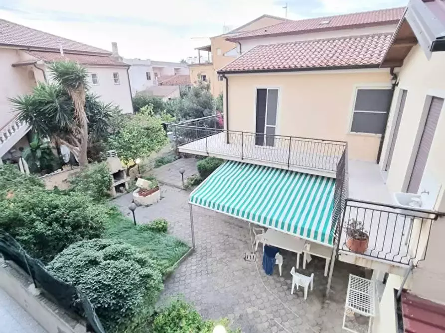 Immagine 14 di Villa in vendita  in VIA aldo moro a Falerna