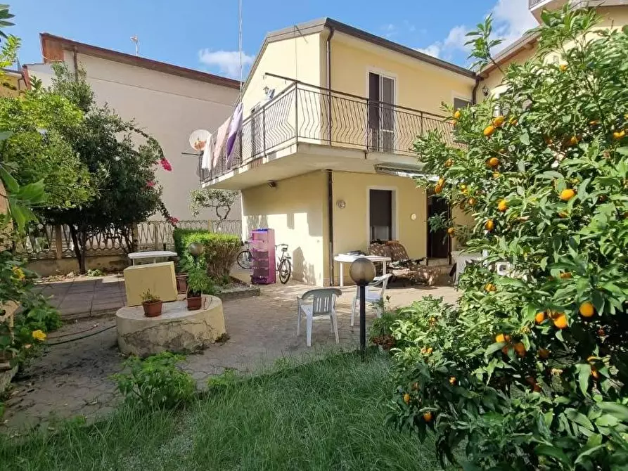 Immagine 15 di Villa in vendita  in VIA aldo moro a Falerna