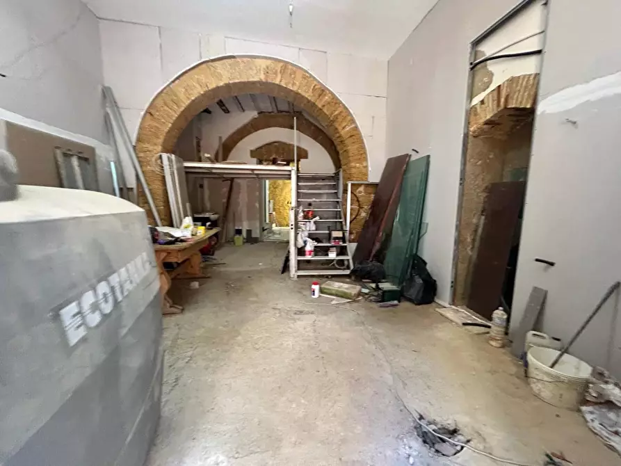 Immagine 3 di Magazzino in vendita  in SALITA santa maria dei greci a Agrigento