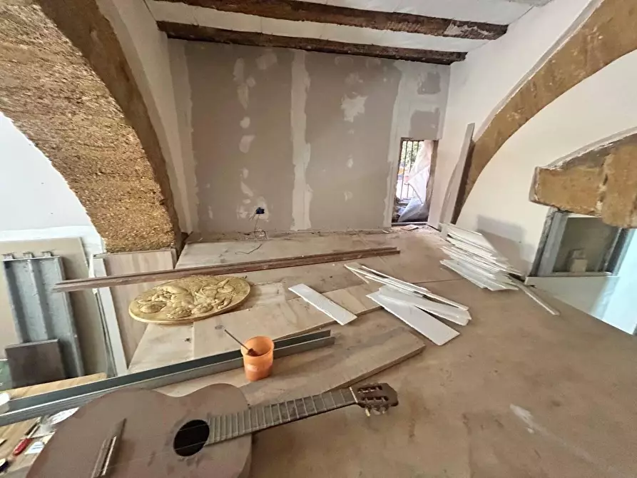 Immagine 9 di Magazzino in vendita  in SALITA santa maria dei greci a Agrigento