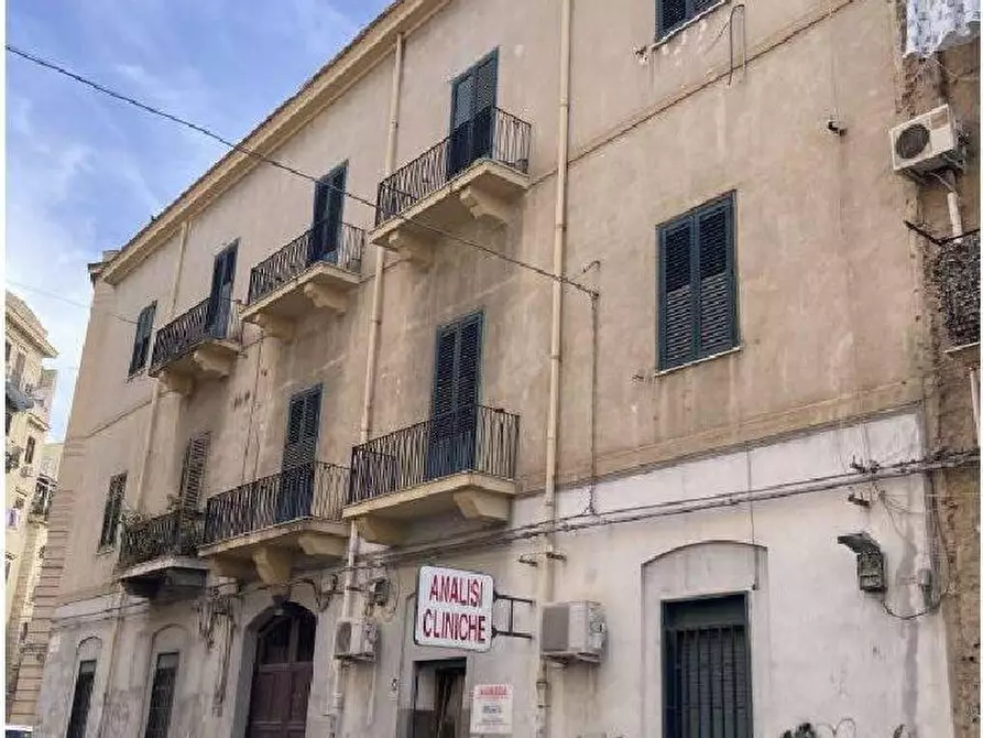 Immagine 4 di Appartamento in vendita  in VIA francesco maggiore perni 17 a Palermo