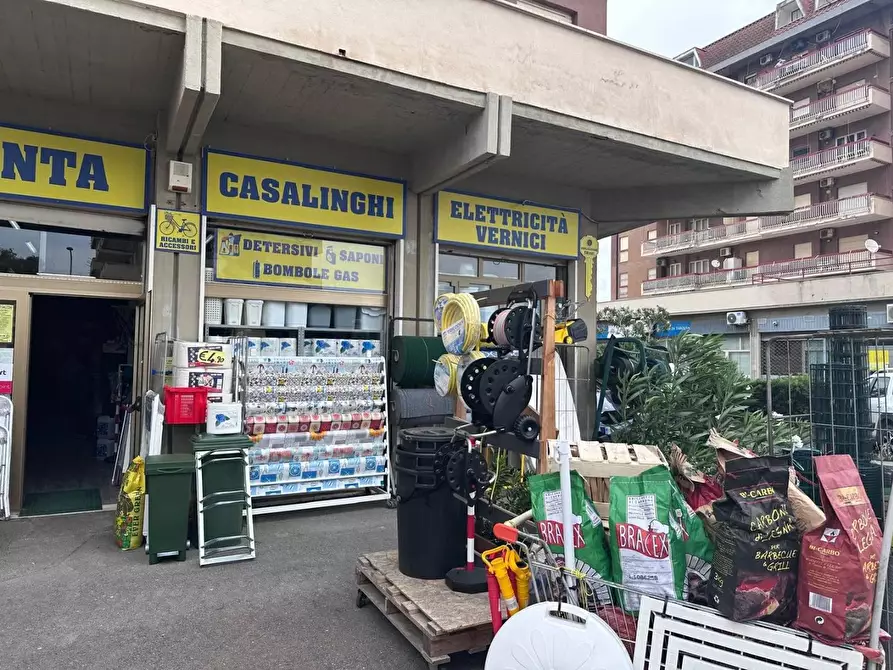Immagine 5 di Locale commerciale in vendita  in VIA a. doria 25 a Tarquinia