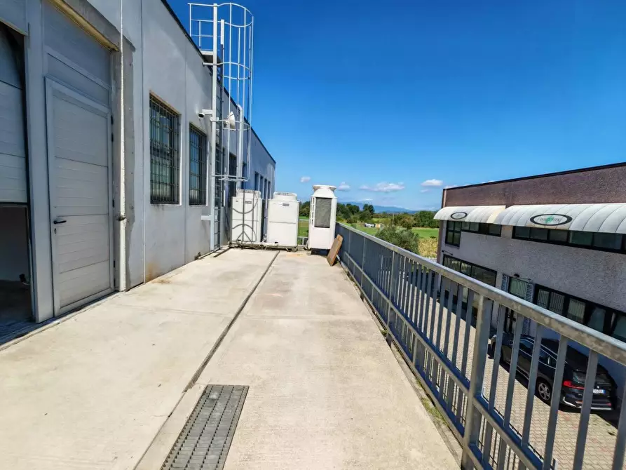 Immagine 13 di Capannone industriale in vendita  in LOCALITA'rigutino  ovest a Arezzo