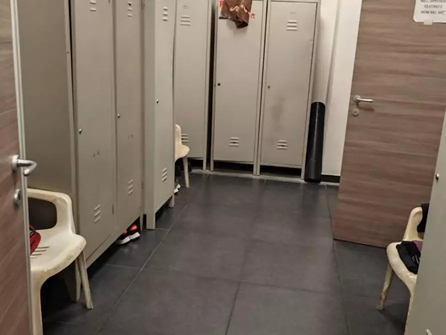 Immagine 16 di Capannone industriale in vendita  in LOCALITA'rigutino  ovest a Arezzo