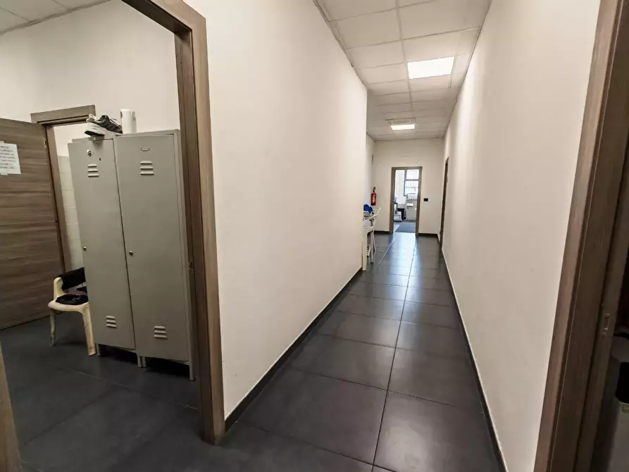 Immagine 18 di Capannone industriale in vendita  in LOCALITA'rigutino  ovest a Arezzo