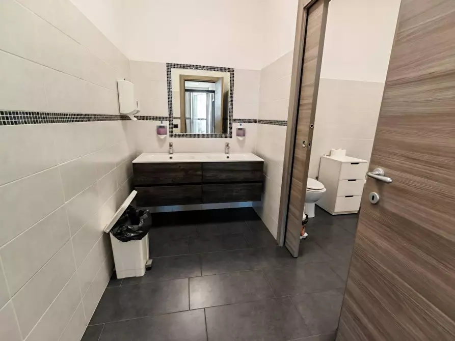 Immagine 20 di Capannone industriale in vendita  in LOCALITA'rigutino  ovest a Arezzo