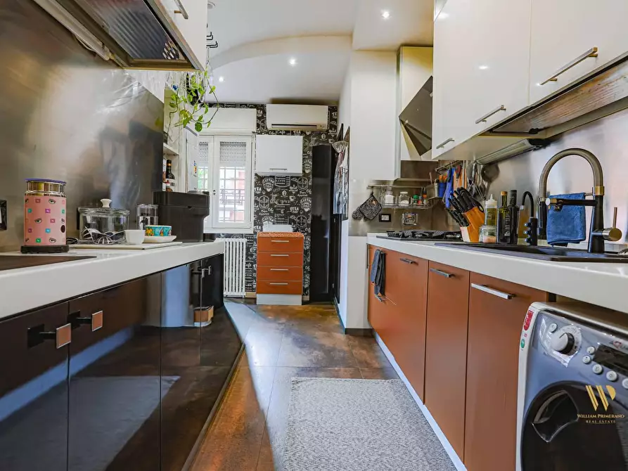 Immagine 13 di Appartamento in vendita  in VIA amantea 77 a Roma