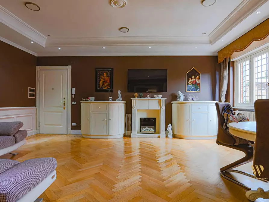 Immagine 14 di Appartamento in vendita  in VIA amantea 77 a Roma