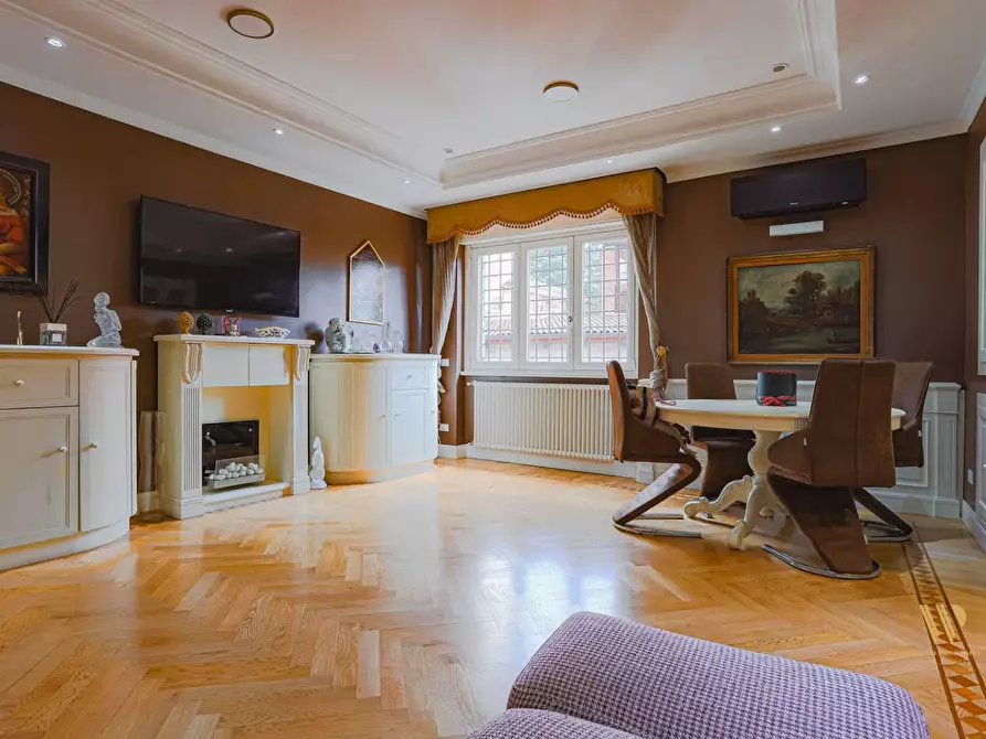 Immagine 1 di Appartamento in vendita  in VIA amantea 77 a Roma