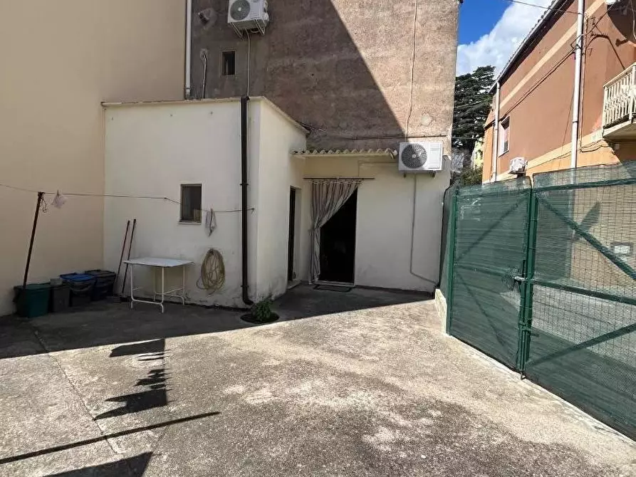 Immagine 3 di Casa indipendente in vendita  a Catanzaro