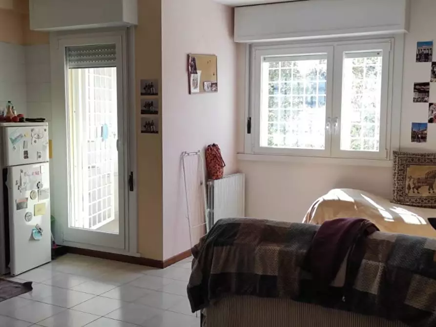 Immagine 19 di Appartamento in vendita  in VIA ballarin a Roma