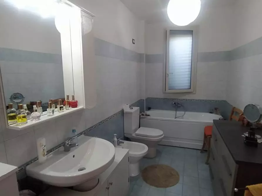 Immagine 4 di Appartamento in vendita  in VIA tupparello a Acireale