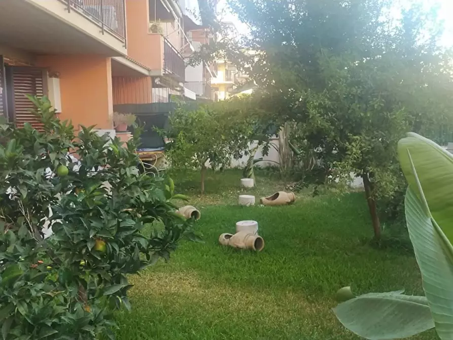 Immagine 1 di Appartamento in vendita  in VIA tupparello a Acireale