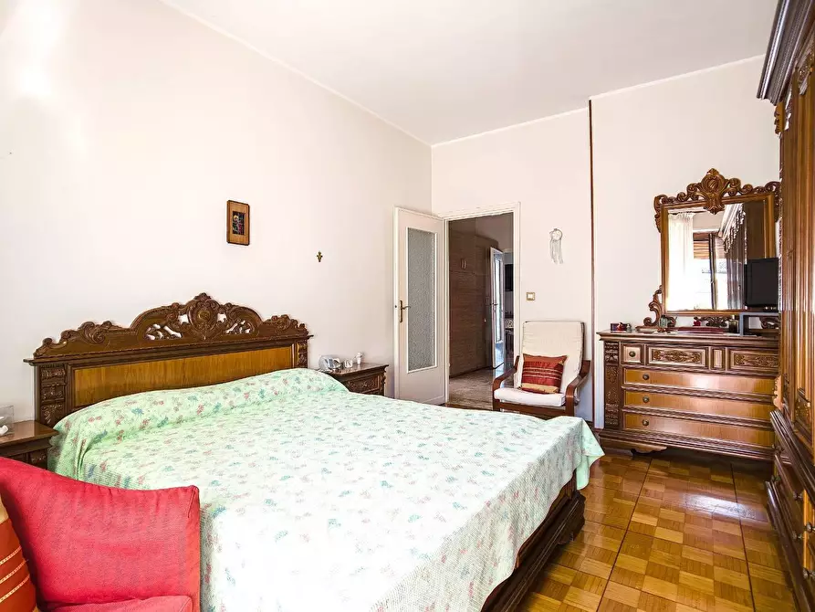 Immagine 13 di Appartamento in vendita  in VIA guala 112 a Torino