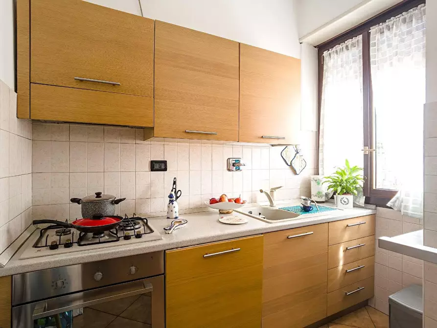 Immagine 8 di Appartamento in vendita  in VIA guala 112 a Torino