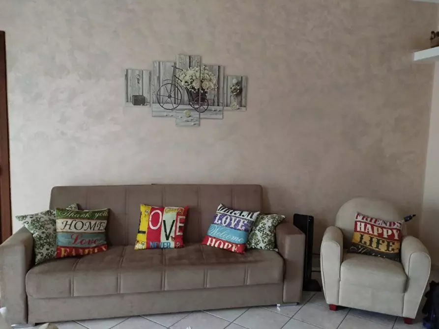 Immagine 1 di Appartamento in affitto  in VIA carretiello a Roccadaspide