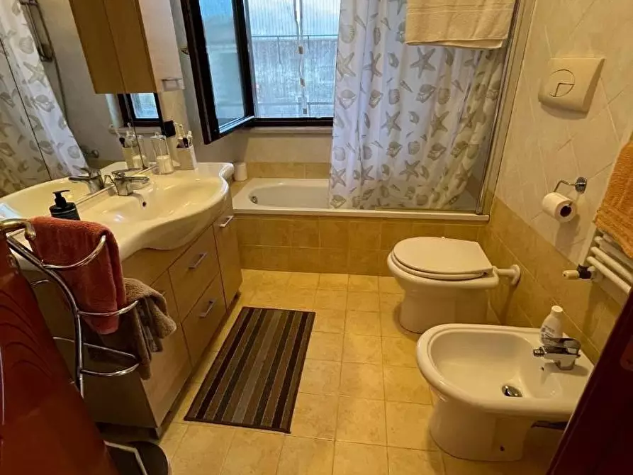 Immagine 13 di Appartamento in vendita  in VIALE crotone a Catanzaro