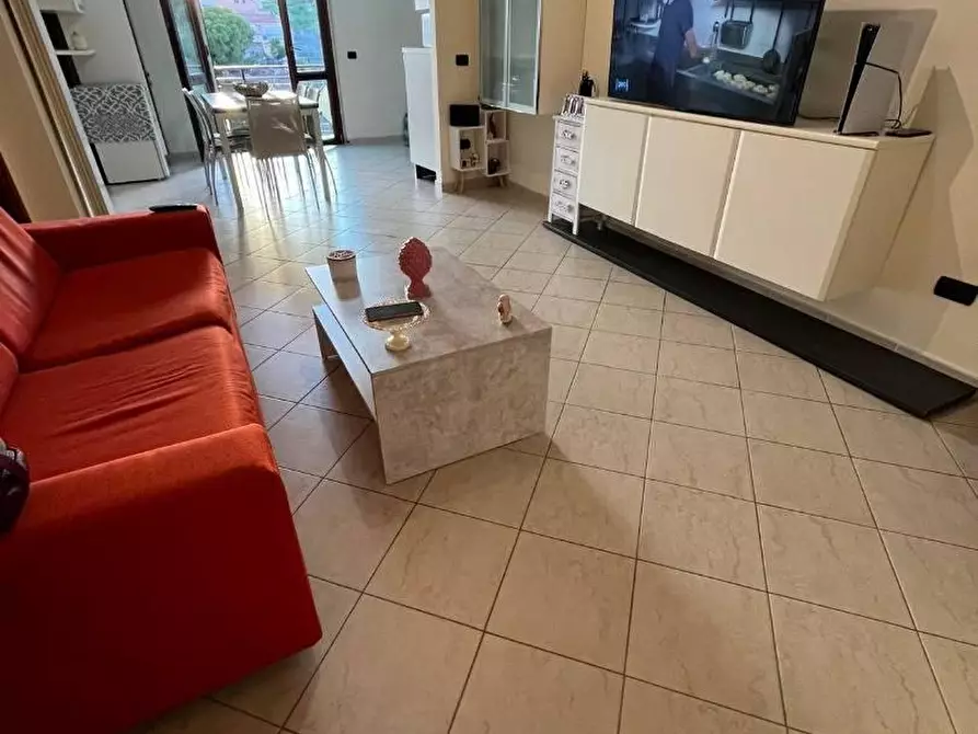 Immagine 3 di Appartamento in vendita  in VIALE crotone a Catanzaro