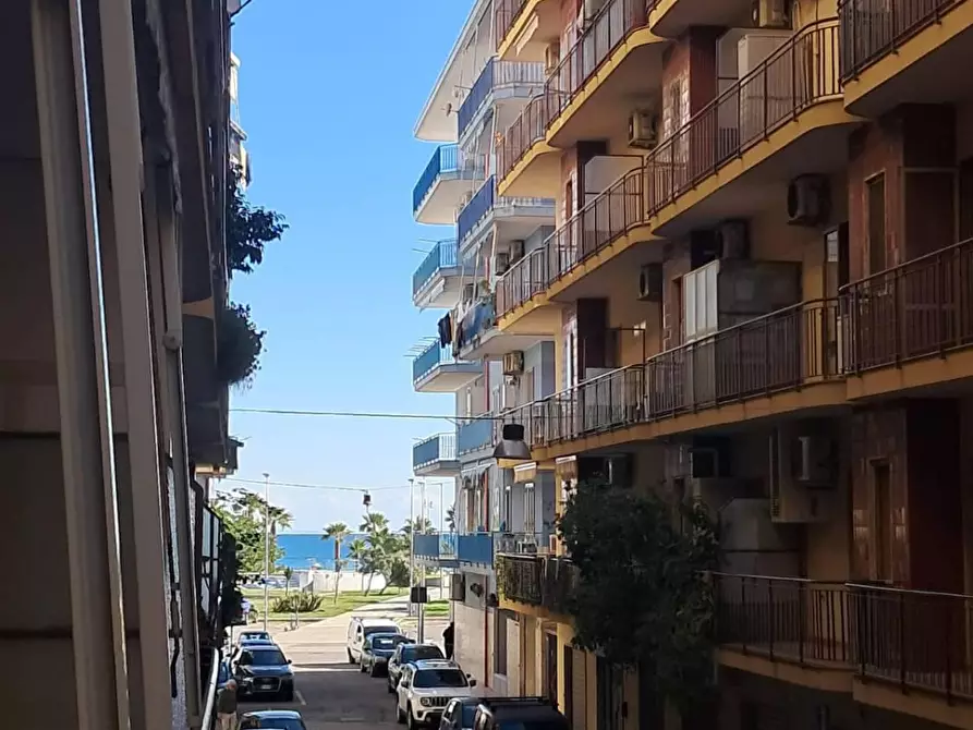Immagine 1 di Appartamento in vendita  in VIA martiri di gerace a Soverato