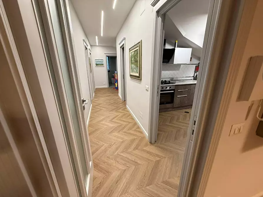 Immagine 9 di Appartamento in vendita  in VIA giuseppe  mazzini 52 a Avellino